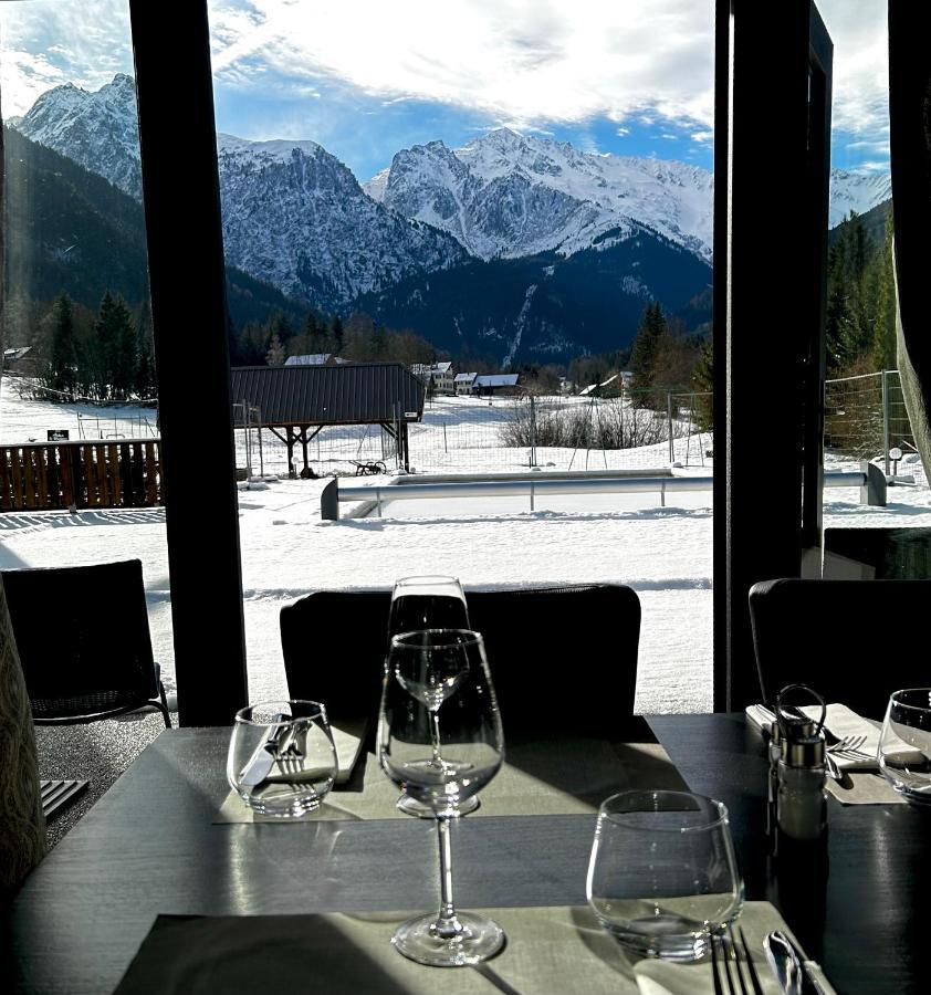 Hotel Restaurant Le Madame La Ferriere  ภายนอก รูปภาพ