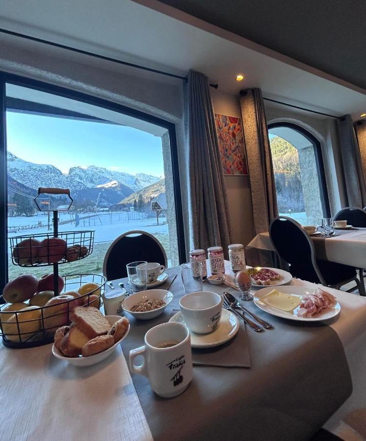 Hotel Restaurant Le Madame La Ferriere  ภายนอก รูปภาพ
