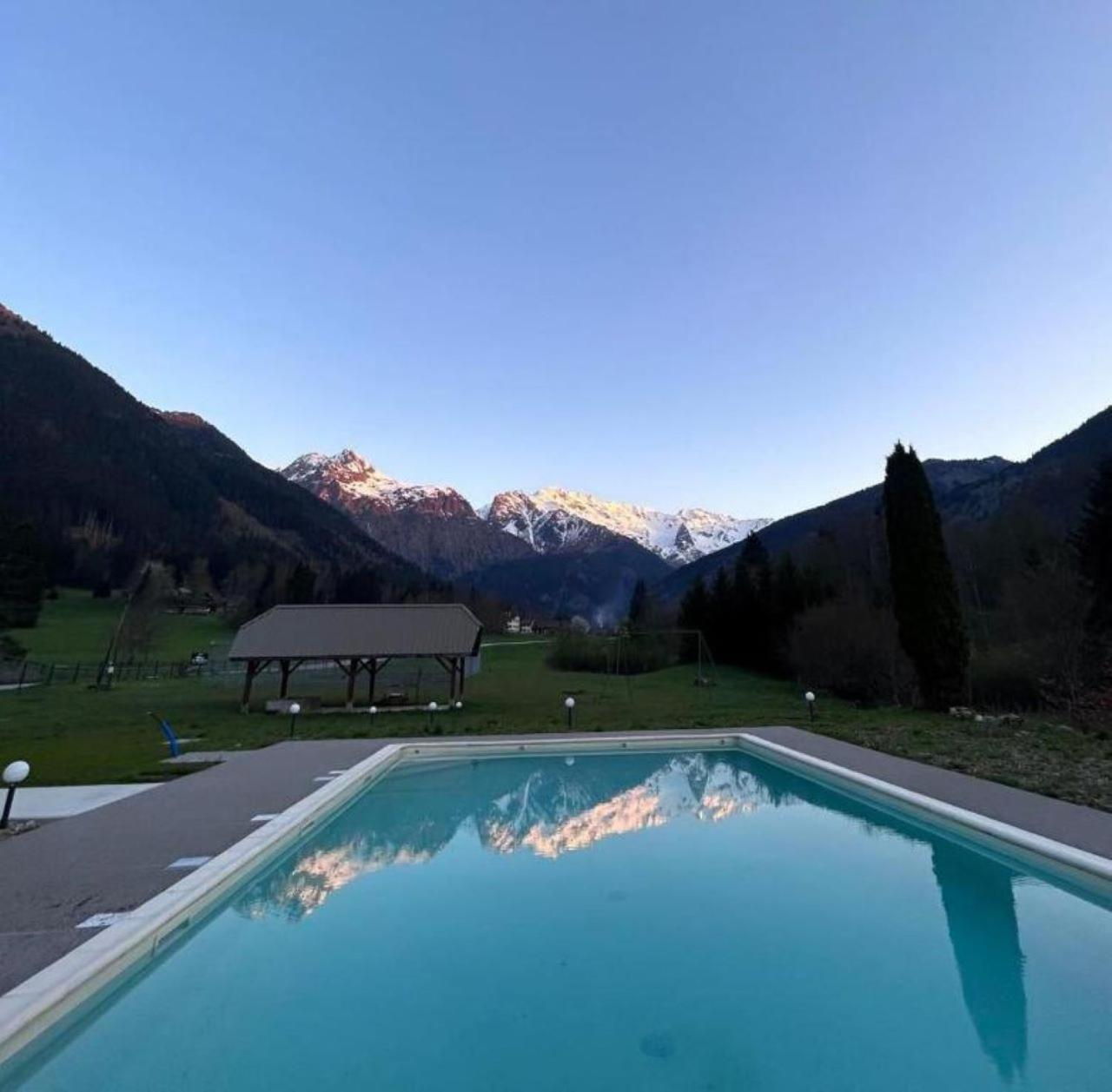Hotel Restaurant Le Madame La Ferriere  ภายนอก รูปภาพ