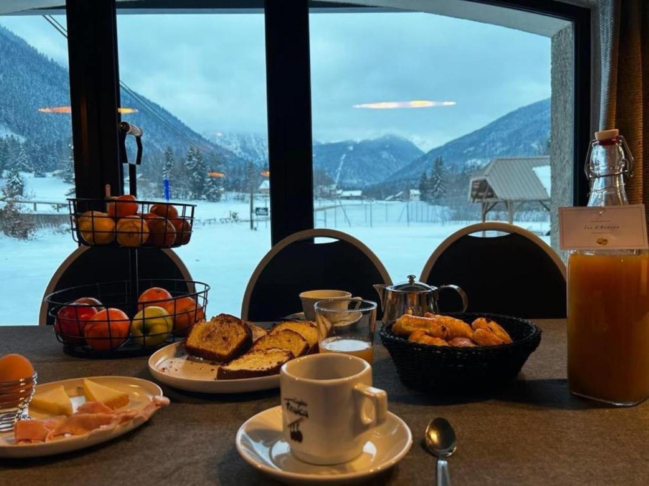 Hotel Restaurant Le Madame La Ferriere  ภายนอก รูปภาพ